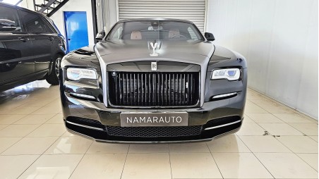 Rolls-Royce Wraith 6.6 V12...